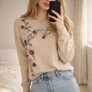 Floral Embroidered Beige Sweater Cottagecore Romantic Knit Size S